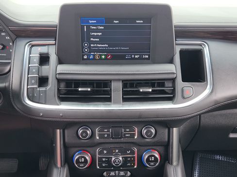 Used 2022 Chevrolet Tahoe 2WD w/ 1FL Safety Package image 16