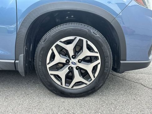 Used 2021 Subaru Forester Premium AWD/4WD image 21