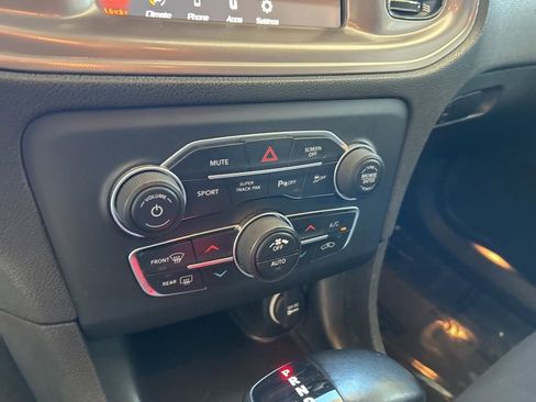 Used 2023 Dodge Charger GT w/ Blacktop Package image 38