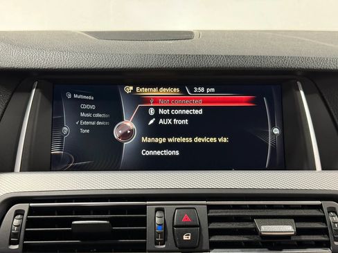 Used 2015 BMW 528i xDrive Sedan AWD/4WD image 29