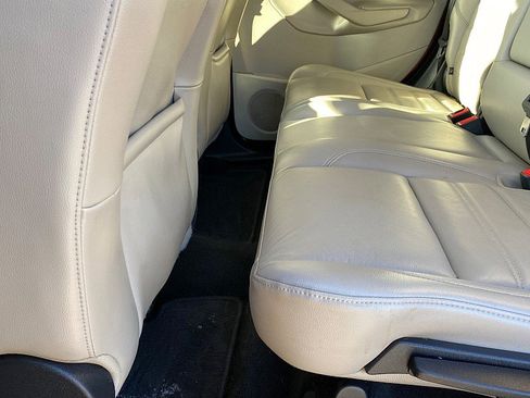 Certified 2019 Ford Escape Titanium image 34