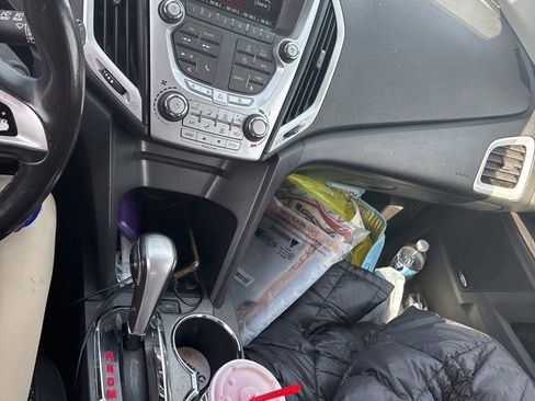 Used 2015 GMC Terrain SLE image 24