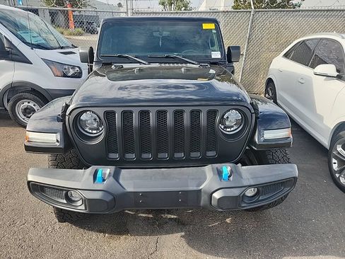 Used 2023 Jeep Wrangler Unlimited Sahara AWD/4WD image 2