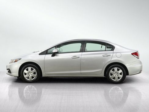 Used 2013 Honda Civic LX image 2