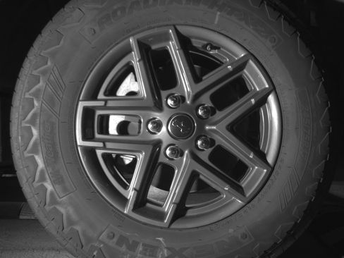 Used 2025 Jeep Wrangler Sport S image 13