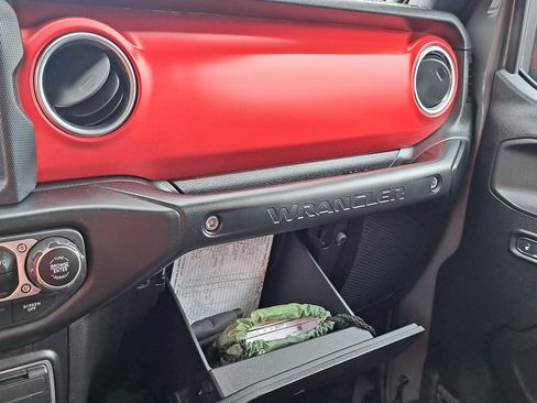 Used 2020 Jeep Wrangler Unlimited Rubicon image 21