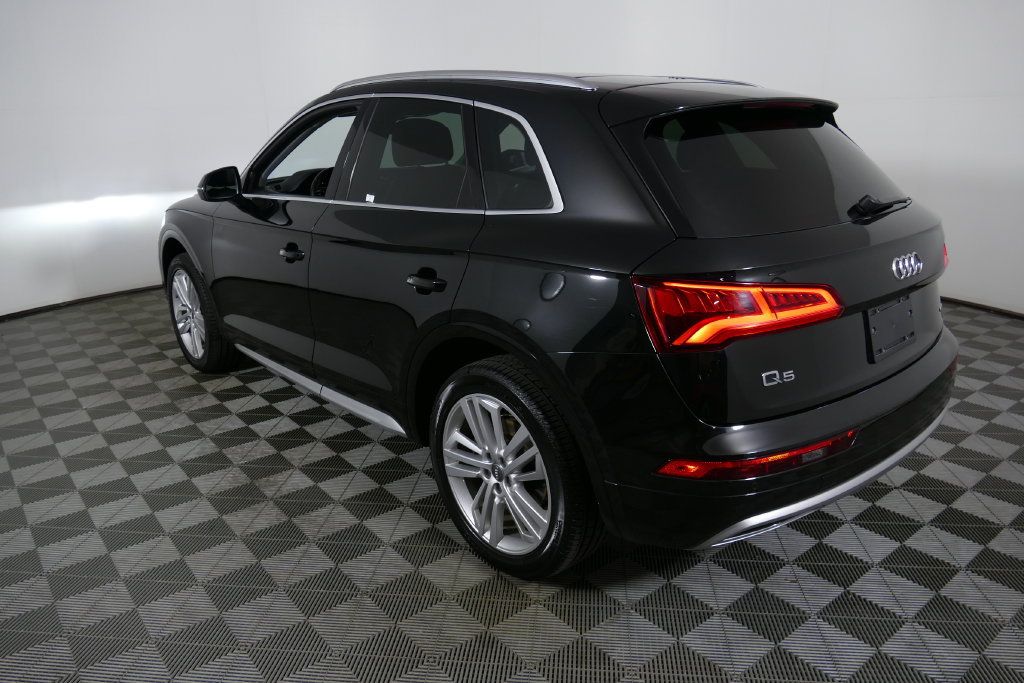 Used 2019 Audi Q5 Premium AWD/4WD image 5