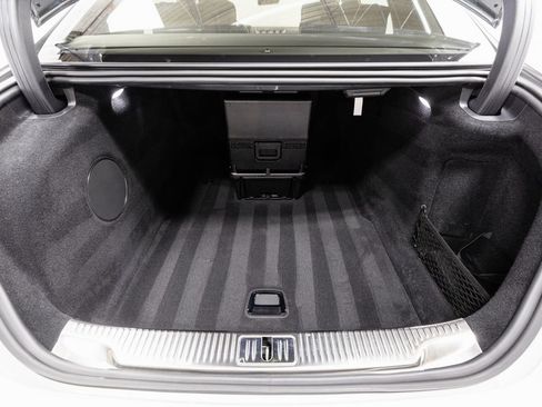 Certified 2024 Mercedes-Benz Maybach S 580 4MATIC image 35
