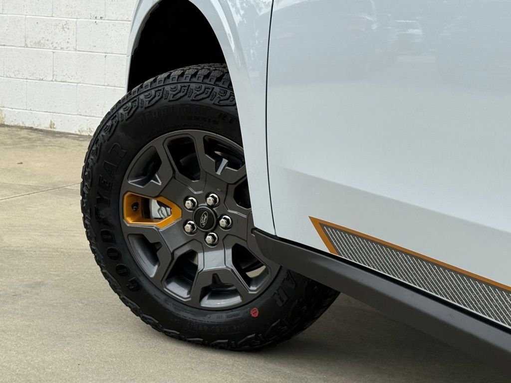 New 2026 Ford Maverick Tremor AWD/4WD image 15
