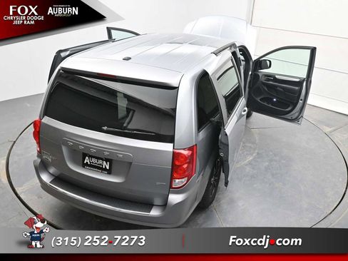 Used 2020 Dodge Grand Caravan GT image 37