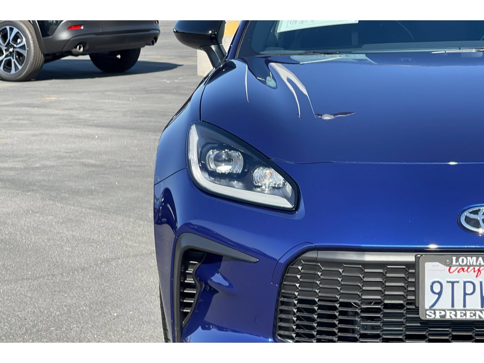 Used 2025 Toyota GR86 Premium w/ Performance Package RWD image 41