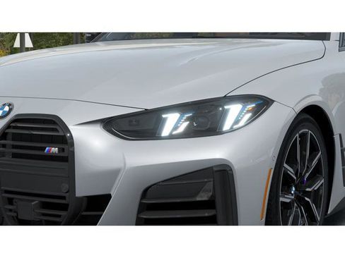 New 2026 BMW M440i w/ Premium Package image 6