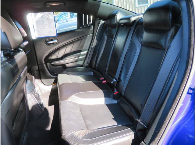Used 2022 Dodge Charger SXT w/ Plus Group RWD image 4