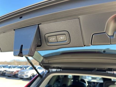 Certified 2023 Volvo XC60 B5 Plus image 35