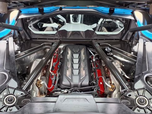 Used 2024 Chevrolet Corvette Stingray Premium Cpe w/ Z51 Performance Package image 8