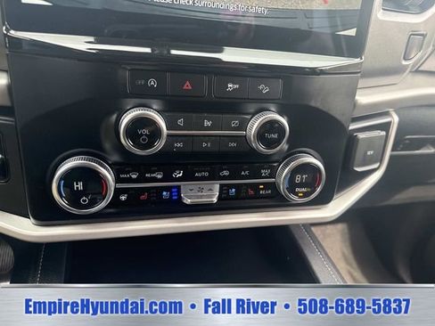 Used 2024 Ford Expedition Max XLT AWD/4WD image 26