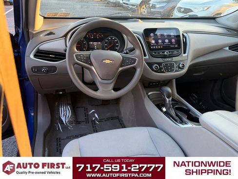 Used 2023 Chevrolet Malibu LT FWD image 10