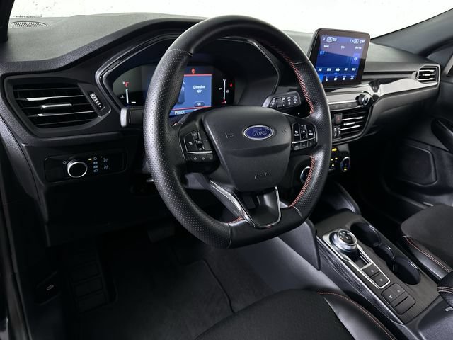 Used 2025 Ford Escape ST-Line AWD/4WD image 10