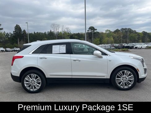 Used 2019 Cadillac XT5 Premium Luxury image 4