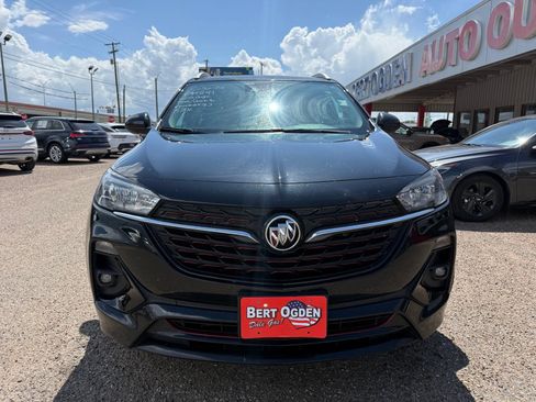 Used 2023 Buick Encore GX Select w/ Sport Touring Package FWD image 2