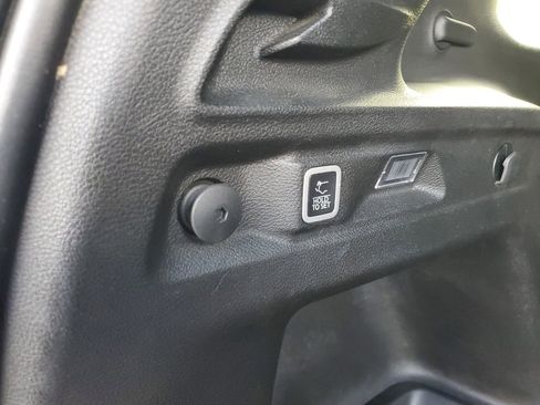 Used 2021 Jeep Grand Cherokee L Altitude image 29