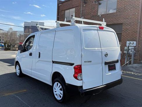 Used 2019 Nissan NV200 S image 7