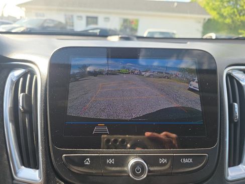 Used 2020 Chevrolet Malibu LT image 56