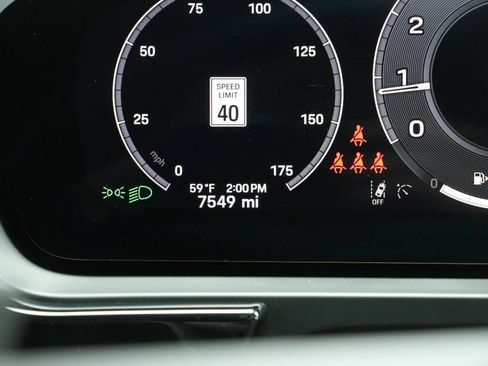 Certified 2025 Porsche Cayenne AWD/4WD image 14