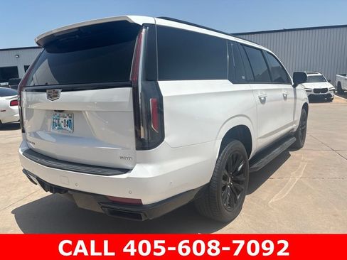 Used 2021 Cadillac Escalade ESV Sport AWD/4WD image 6