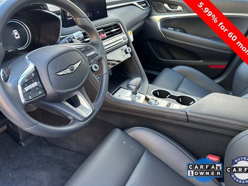Used 2025 Genesis G70 2.5T image 9
