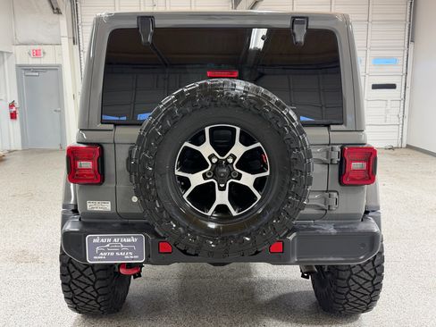 Used 2019 Jeep Wrangler Unlimited Rubicon image 3