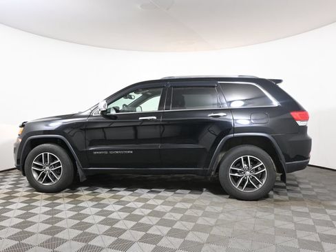 Used 2018 Jeep Grand Cherokee Limited AWD/4WD image 2