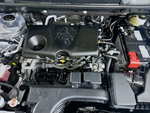 Used 2024 Toyota RAV4 LE image 31