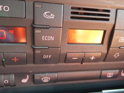 Used 2005 Audi S4 Cabriolet image 18