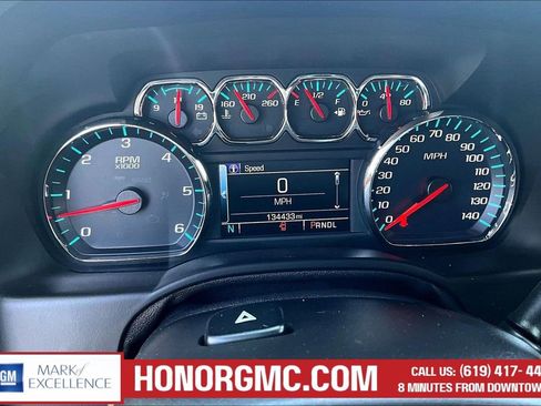 Used 2018 GMC Yukon SLT AWD/4WD image 11