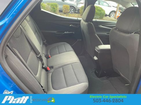 Used 2023 Chevrolet Bolt EUV LT image 46
