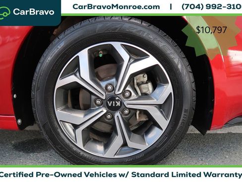 Used 2020 Kia Forte LXS FWD image 40