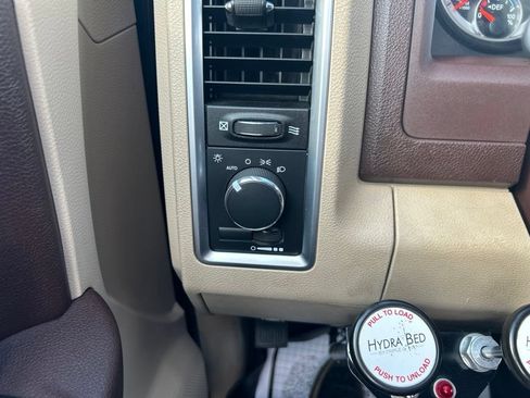 Used 2015 RAM 3500 SLT w/ Quick Order Package 29G SLT AWD/4WD image 17