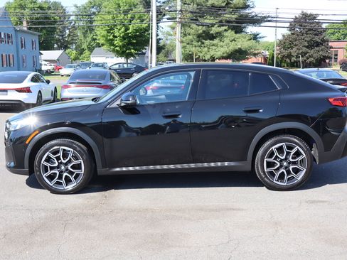 Used 2025 BMW X2 xDrive28i w/ Premium Package AWD/4WD image 8