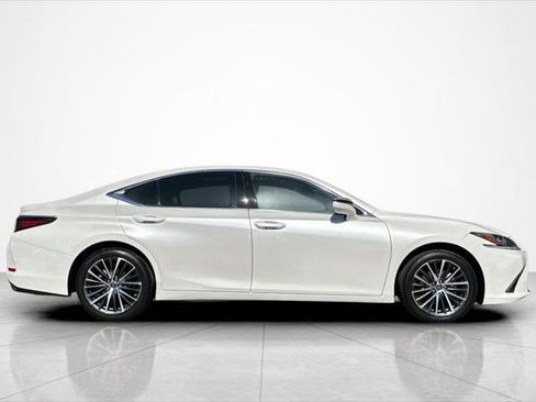 Used 2024 Lexus ES 350 BASE w/ Premium Package image 6