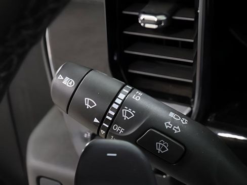 Used 2024 Chevrolet Silverado 1500 High Country w/ High Country Premium Package image 18