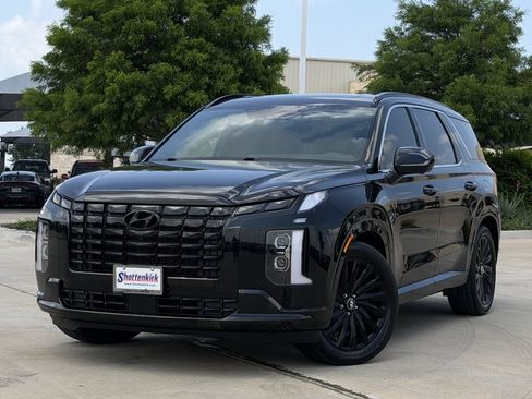 Used 2025 Hyundai Palisade Calligraphy AWD/4WD image 2