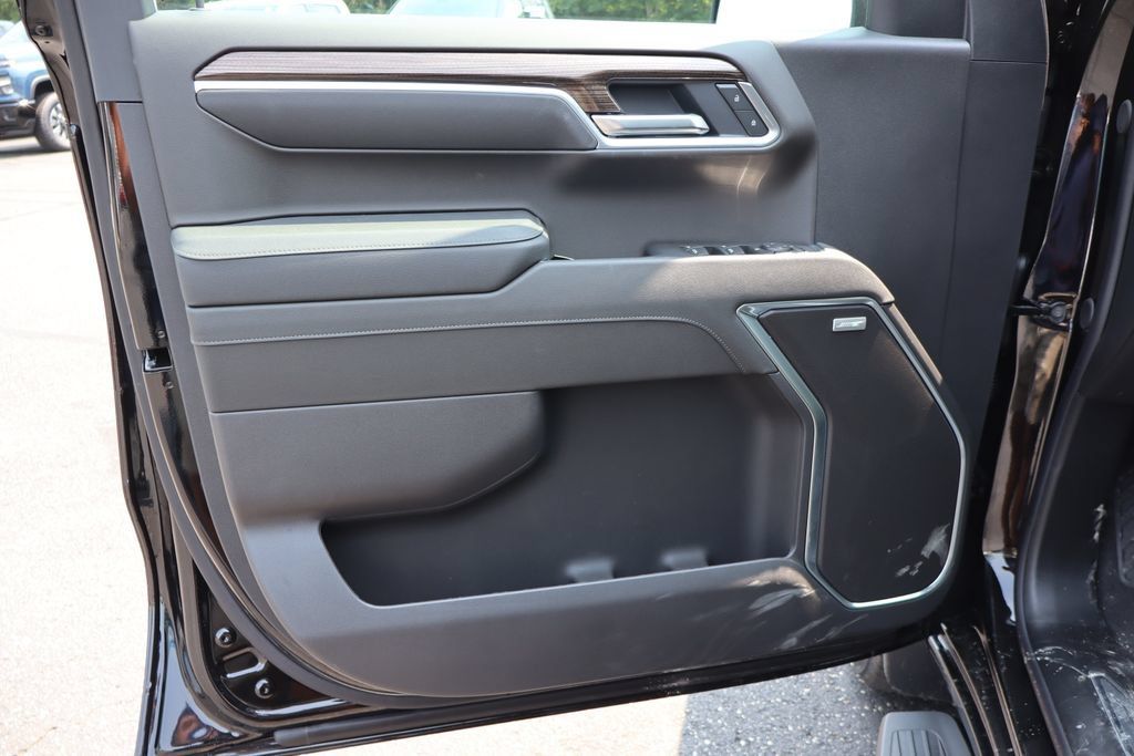 New 2026 Chevrolet Silverado 1500 RST w/ Safety Package AWD/4WD image 5