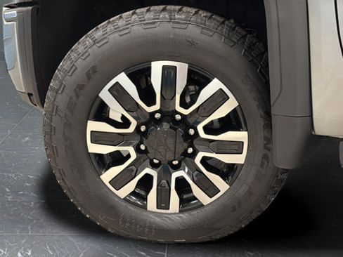 Used 2025 GMC Sierra 3500 Denali Ultimate AWD/4WD image 40