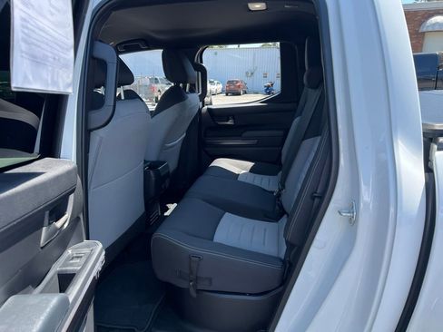 Used 2024 Toyota Tacoma TRD Sport RWD image 21