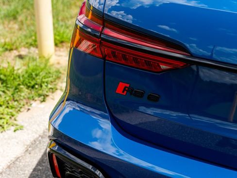 Used 2025 Audi RS 6 performance AWD/4WD image 46