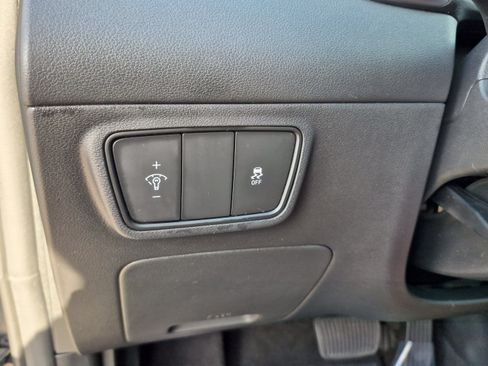 Certified 2024 Hyundai Tucson SE FWD image 25