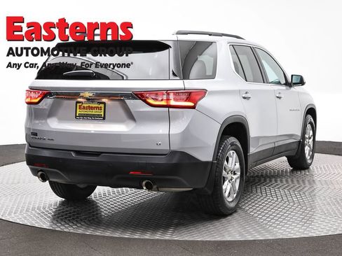 Used 2021 Chevrolet Traverse LT AWD/4WD image 5