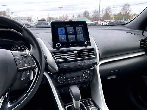 Used 2024 Mitsubishi Eclipse Cross SEL AWD/4WD image 18