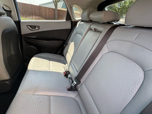 Used 2020 Hyundai Kona Limited AWD/4WD image 27